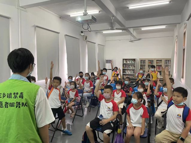 三鄉(xiāng)鎮(zhèn)開展“無毒暑期，健康同行”禁毒宣傳活動圖片4.jpg