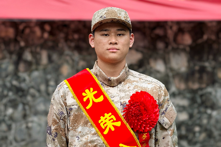 熱血男兒爭(zhēng)圓“參軍夢(mèng)”！中山新兵即將奔赴軍營(yíng)